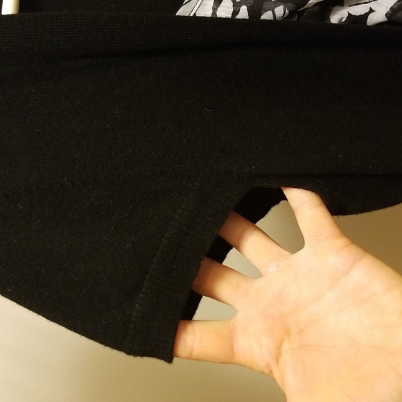 Sz L Classy knit Dress Top - Picture 2 of 6